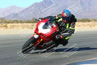 media/Jan-08-2022-SoCal Trackdays (Sat) [[1ec2777125]]/Turn 6 Inside (1pm)/